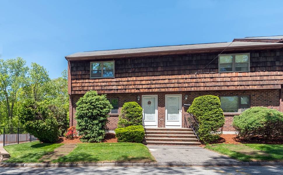 49 Lupine Rd #7, Andover, MA 01810