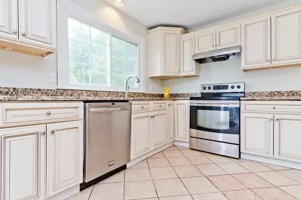 Groton, MA 01450,65 Wyman Rd