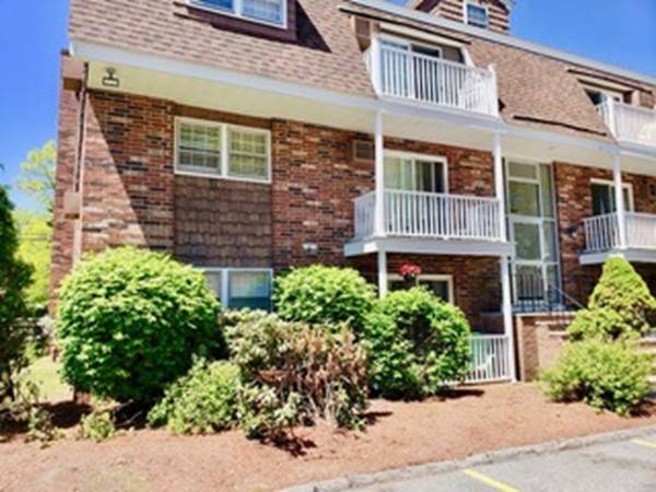 90 Beacon St #4, Lawrence, MA 01843