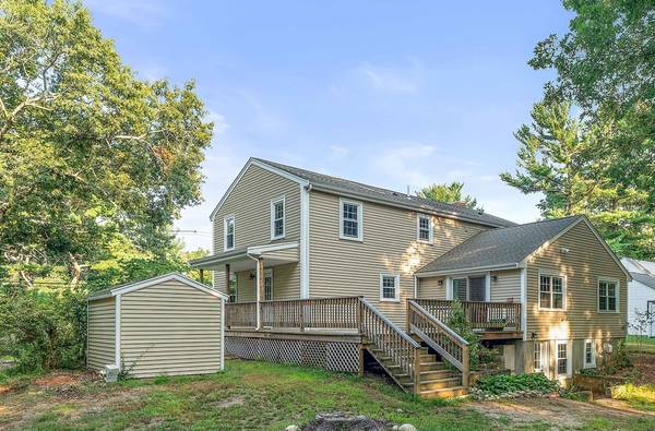 77 Bardin St, Hanover, MA 02339