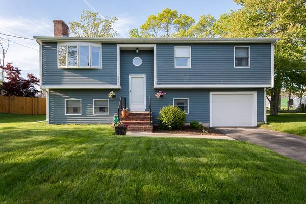 806 Norman St, Fall River, MA 02721