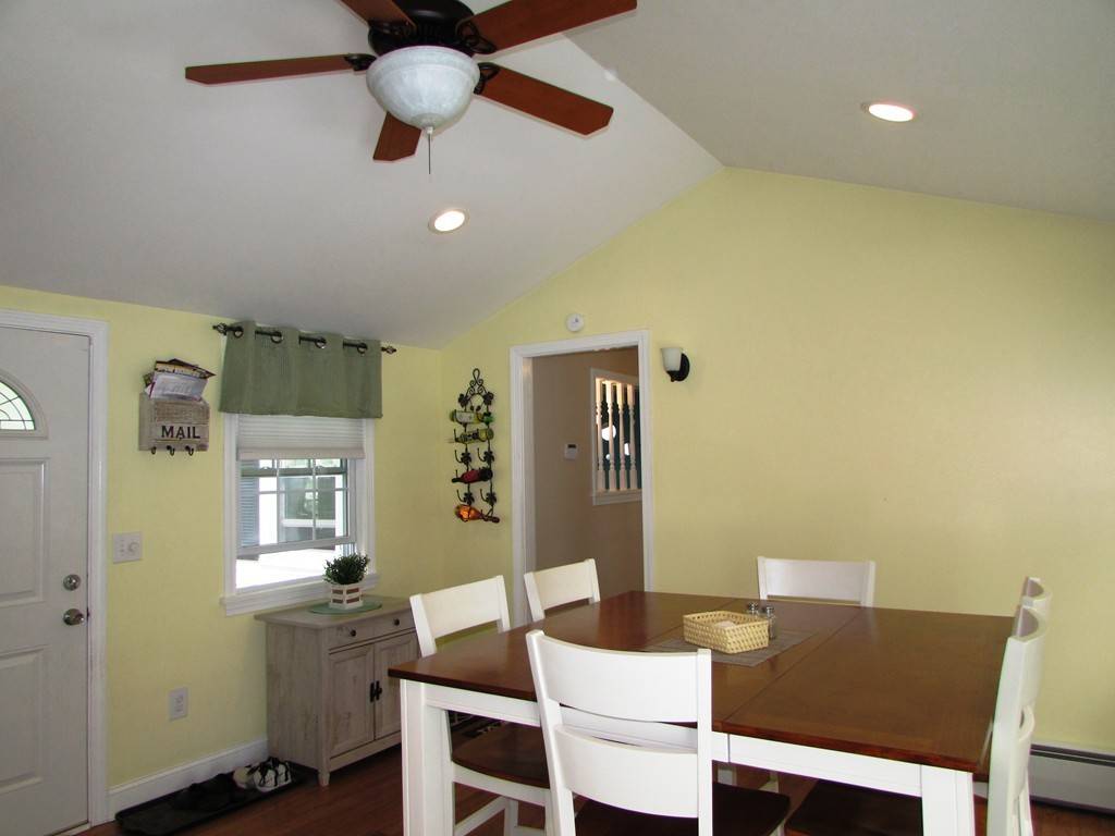 Shrewsbury, MA 01545,11 Daniel Rd