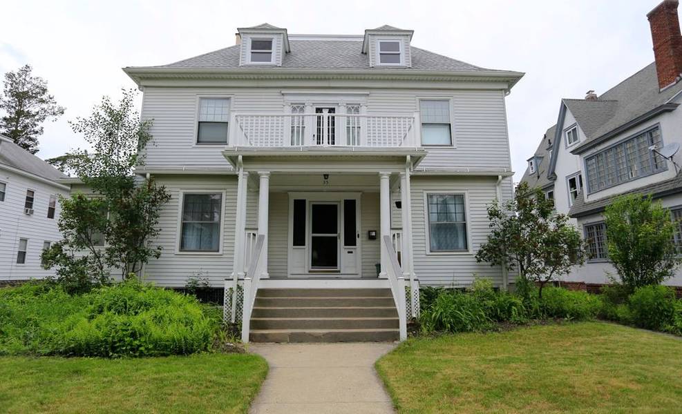 35 Somerset St, Worcester, MA 01609