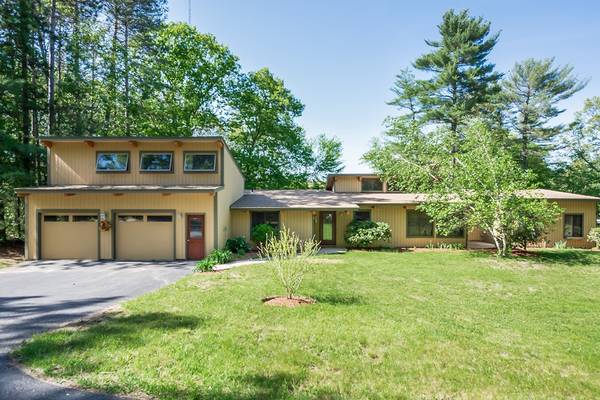 6 Cranberry Ln, Hudson, MA 01749