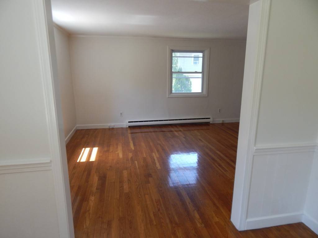 Framingham, MA 01702,26 Wilson Ave #B