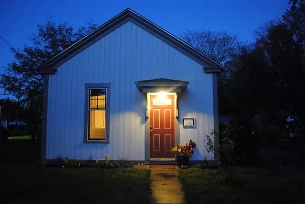 Fairhaven, MA 02719,355 Sconticut Neck Rd