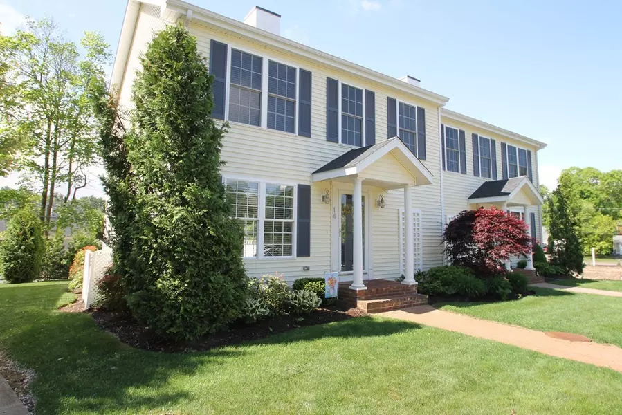 204 Center St #14, Pembroke, MA 02359