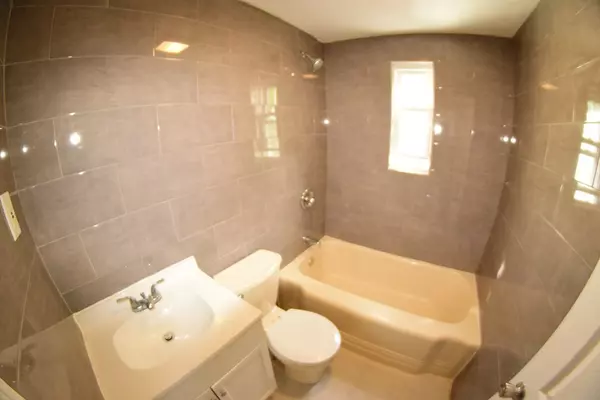 Weymouth, MA 02191,117 Weyham Rd