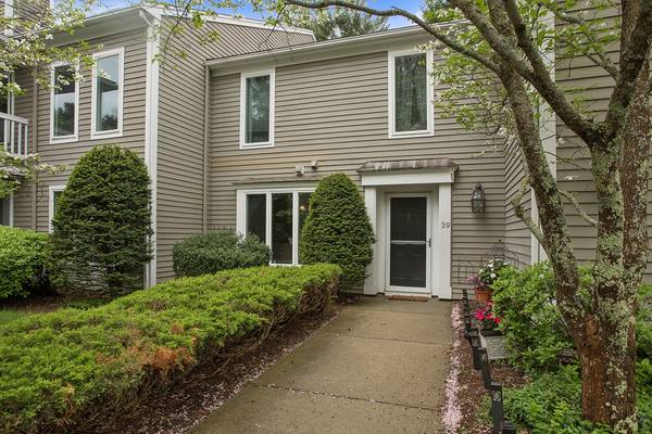 39 Bay Farm Road #39, Duxbury, MA 02332