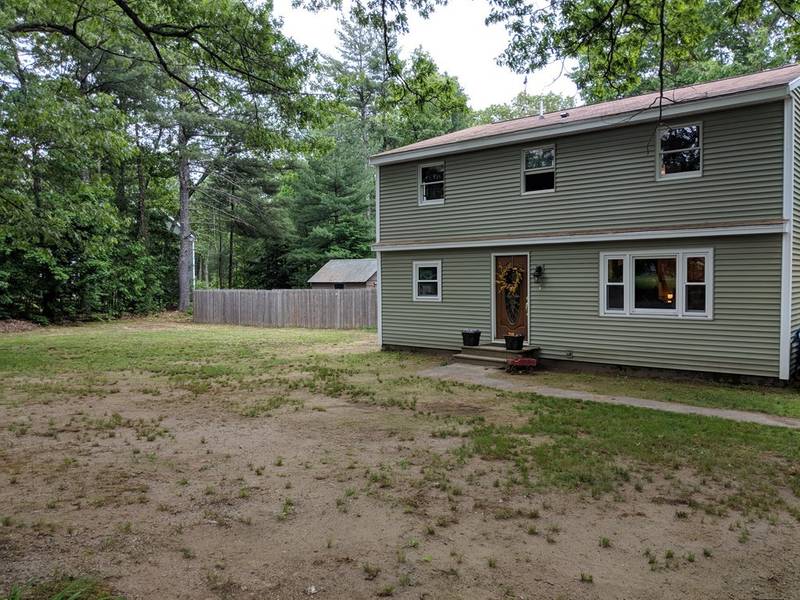 20 Cranberry Street, Pepperell, MA 01463