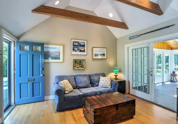 Hingham, MA 02043,14 Pilgrim Road