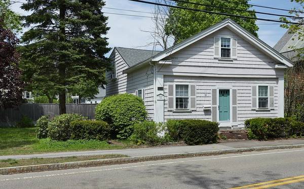 211 South St, Hingham, MA 02043