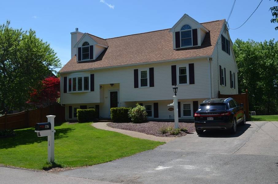 167 Dean St, Mansfield, MA 02048