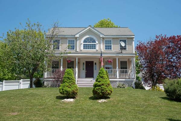 100 Tibbett Cir, Fitchburg, MA 01420