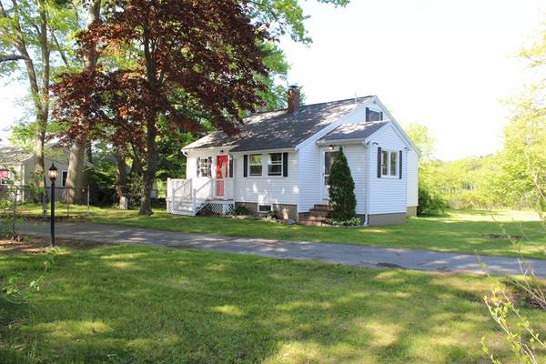 Holbrook, MA 02343,17 East Shore Road