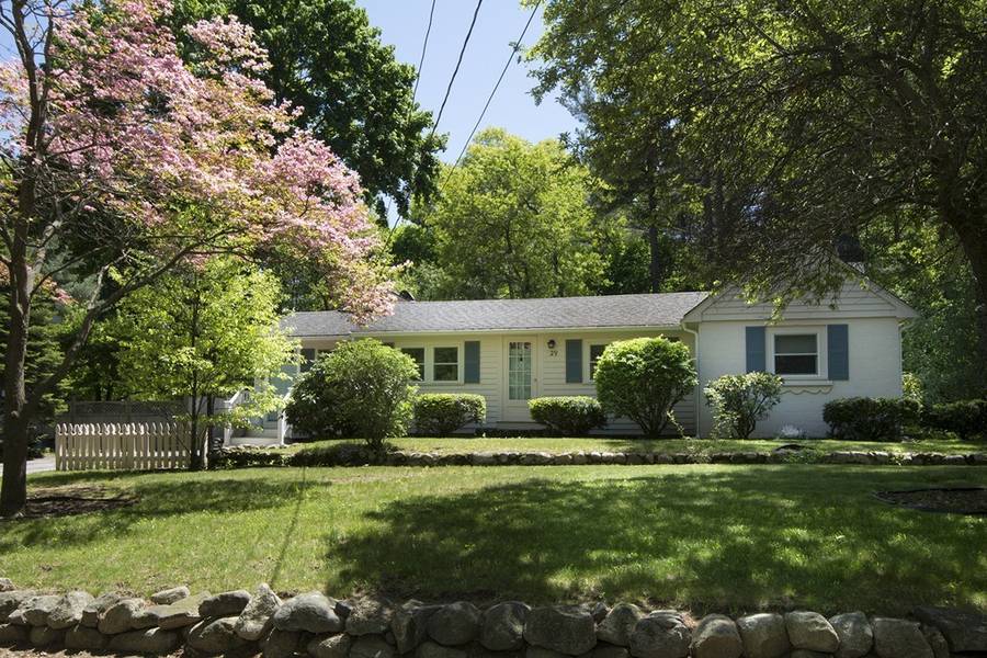 29 Oak St., Norwell, MA 02061