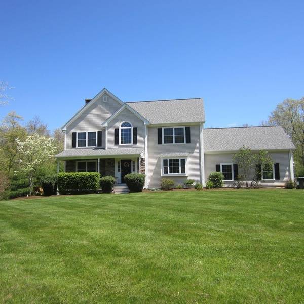 7 Francis Farm Road, Rehoboth, MA 02769