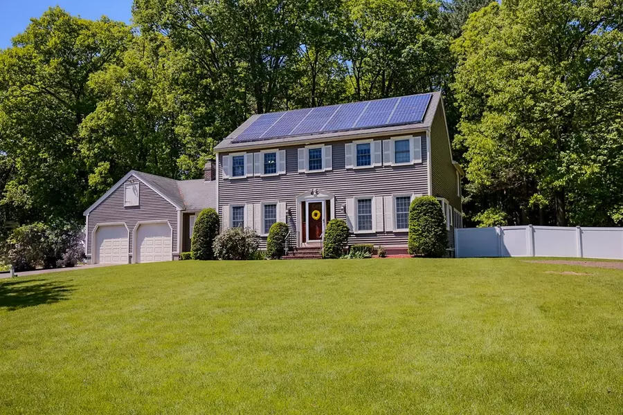 7 Reinsway Cir, Westford, MA 01886