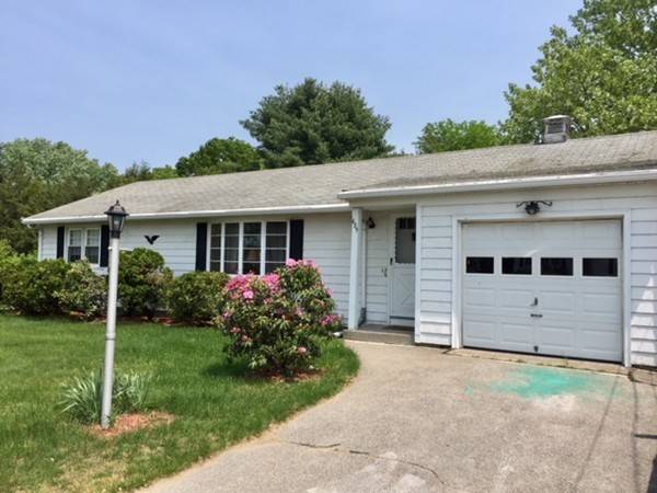 685 Newman Ave, Seekonk, MA 02771