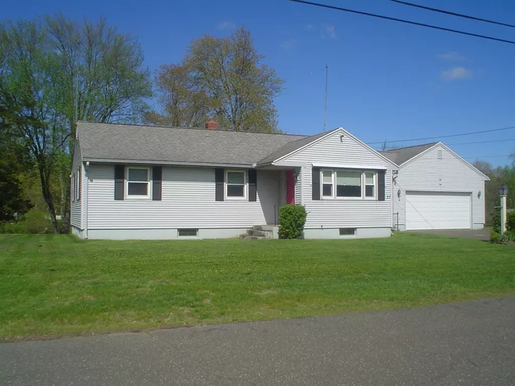 Ludlow, MA 01056,37 Brookhaven Dr