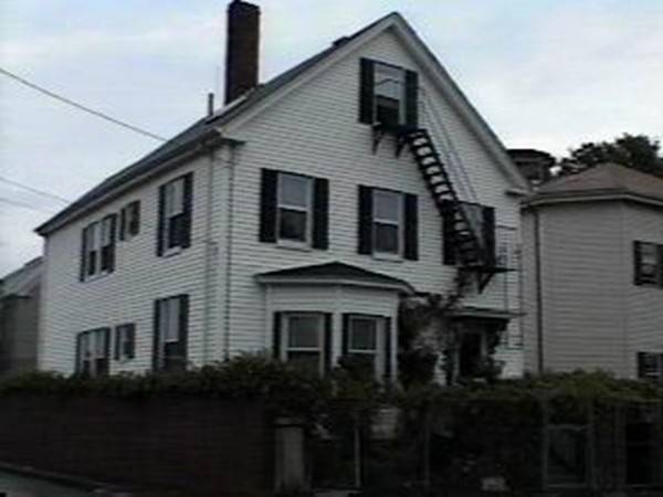 102 Acushnet Ave, New Bedford, MA 02740