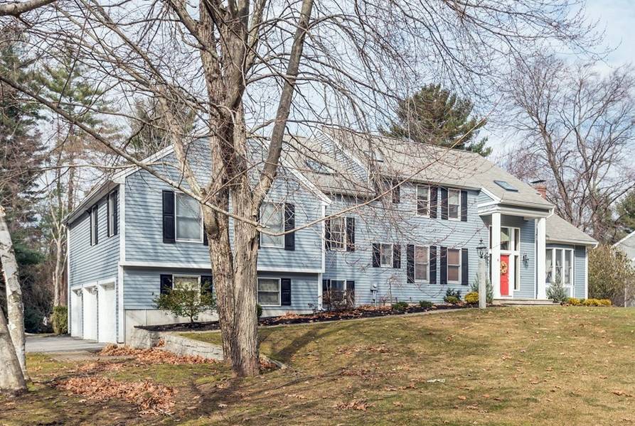 6 Carter Ln, Andover, MA 01810