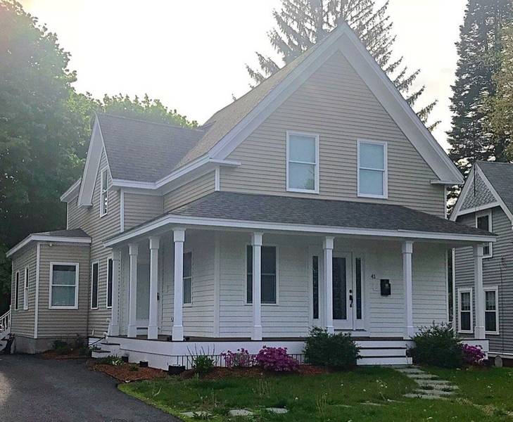 42 Lincoln St, Hudson, MA 01749