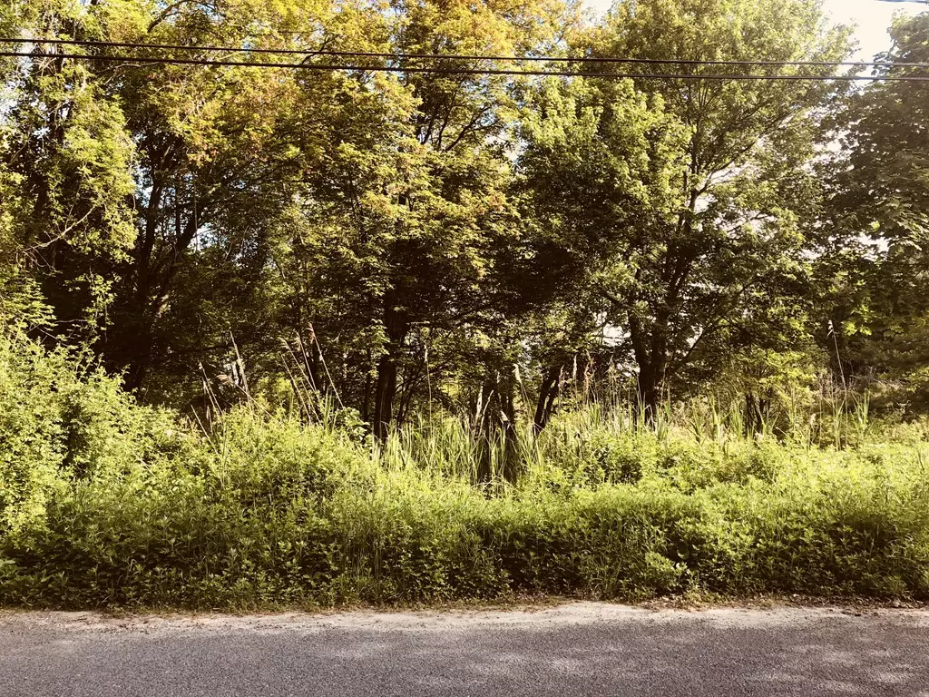 Acushnet, MA 02743,105 Porter St