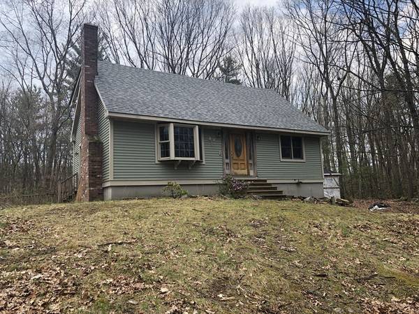 12 Laurelwood Dr, Oxford, MA 01537