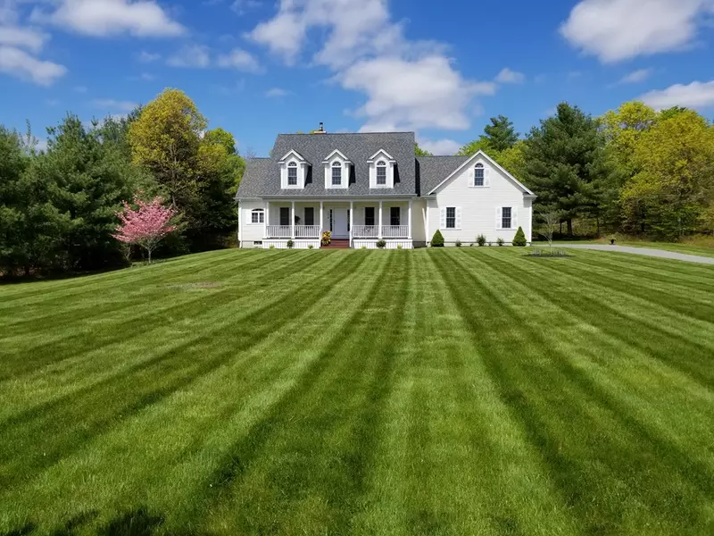 1378 Julian's Way, Dighton, MA 02764