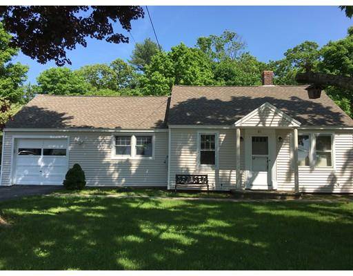 81 Lakeside Ave, Webster, MA 01570