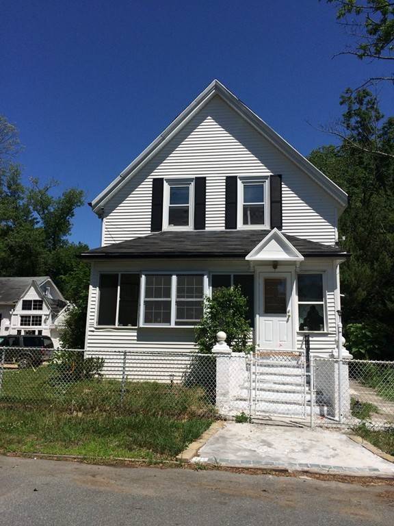 44 Pierce St, Brockton, MA 02302