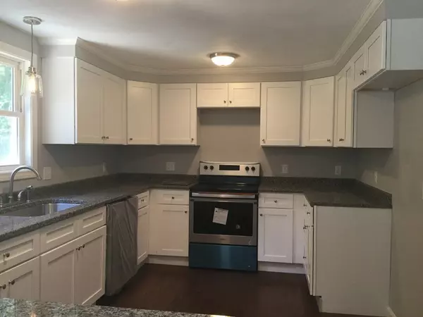 Middleboro, MA 02346,21 Winter St