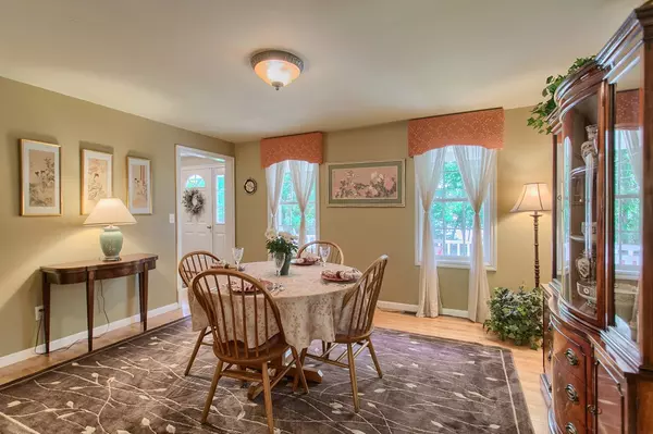 Lunenburg, MA 01462,245 Sunset Ln