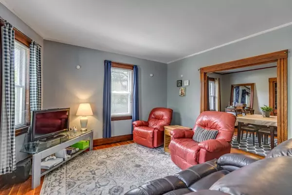 Wakefield, MA 01880,66-66A Vernon Street