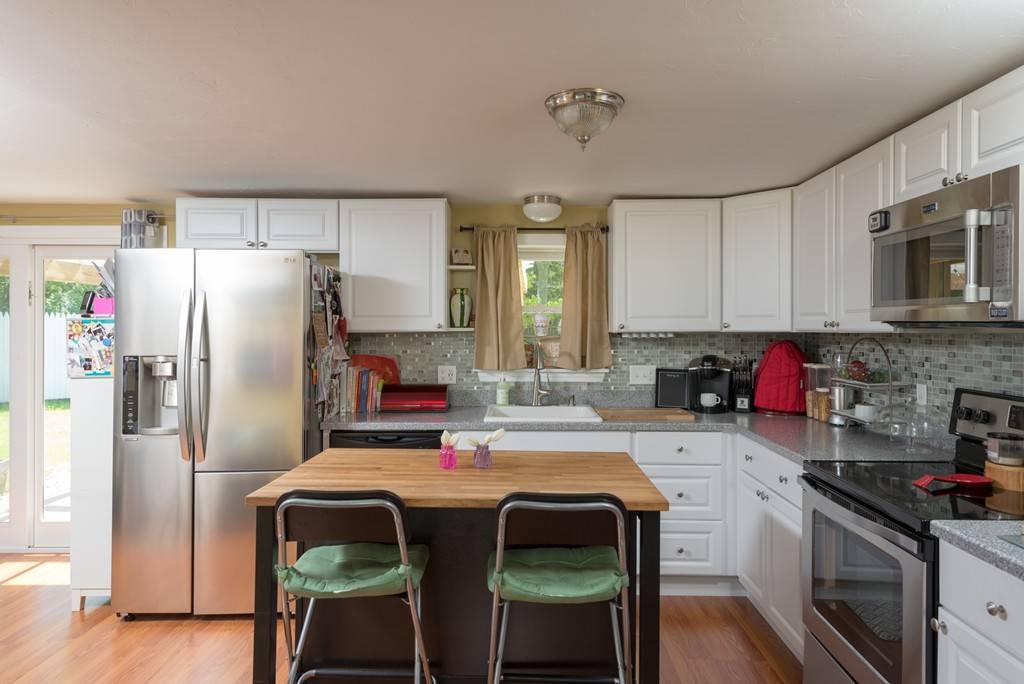 Abington, MA 02351,27 Davis Street