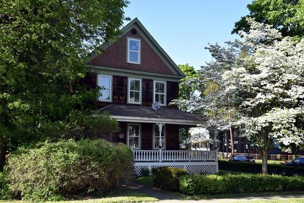 15 Grove Street, Greenfield, MA 01301