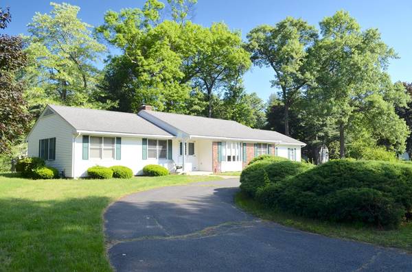 50 Lees Lane, Longmeadow, MA 01106