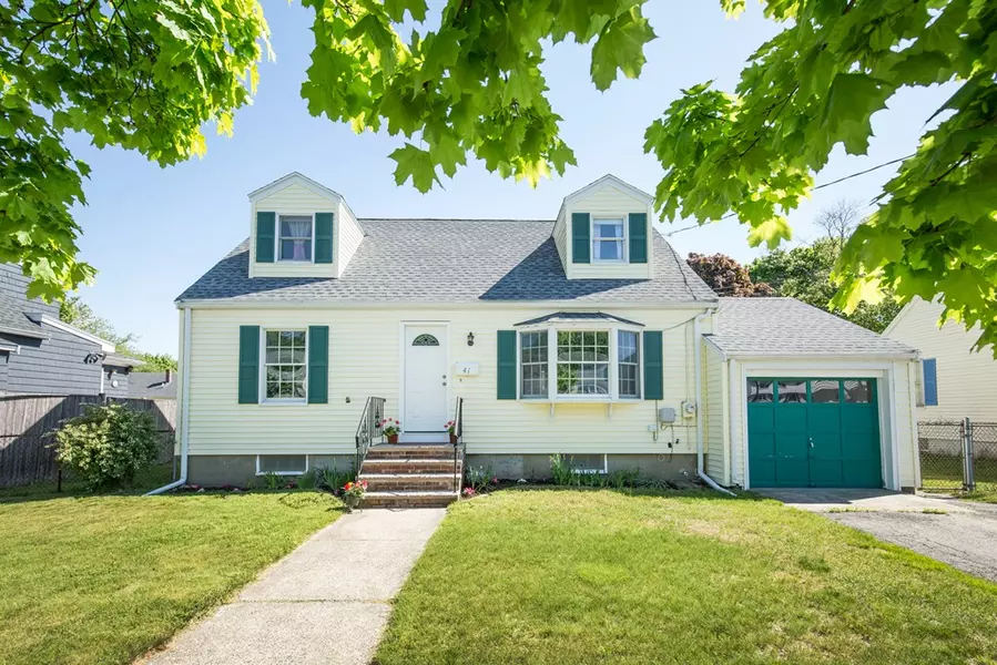 41 Dexter St., Peabody, MA 01960