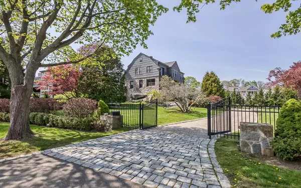 256 Ocean Ave, Marblehead, MA 01945