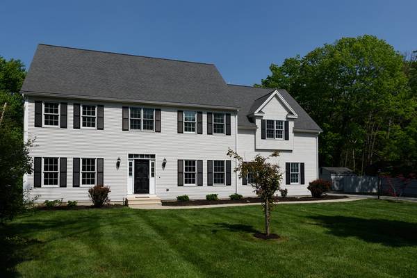 376 Crawford St, Northborough, MA 01532