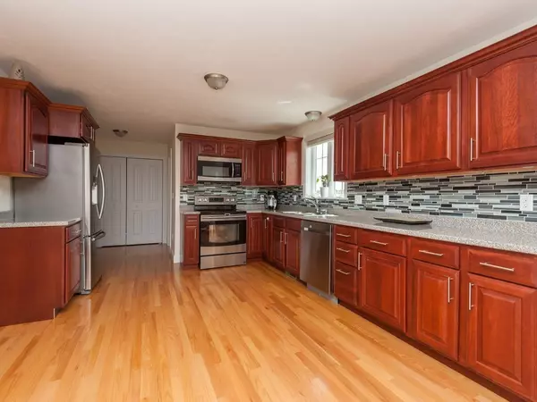 Halifax, MA 02338,68 Walnut St