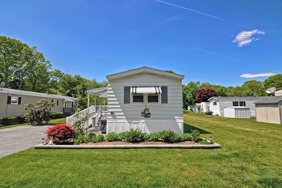 46 Southway, Taunton, MA 02780