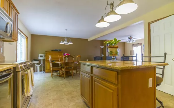 Brookfield, MA 01506,139 Rice Corner Rd