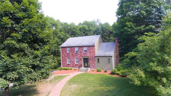 14 Nottingham Circle, Holden, MA 01520