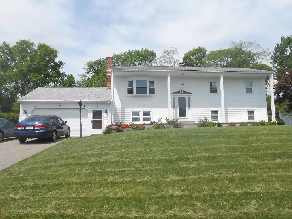 Swansea, MA 02777,34 Pamela Drive