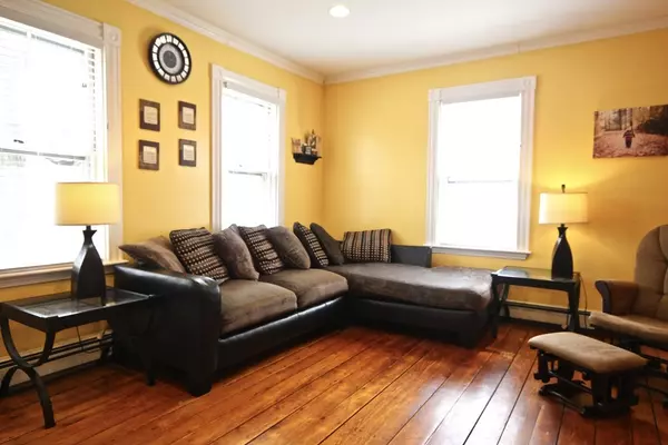 Whitman, MA 02382,61 Crescent Street