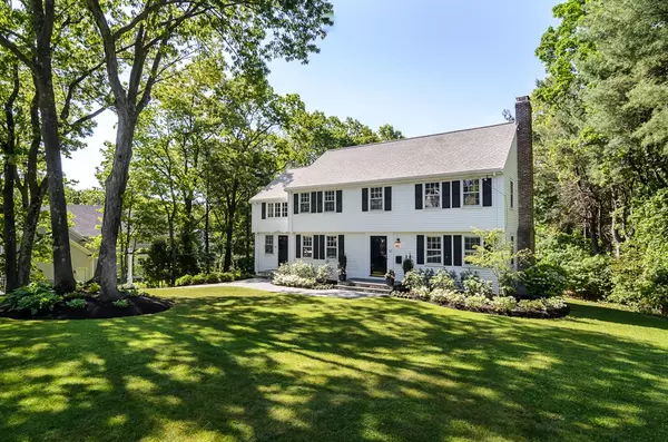 Wellesley, MA 02481,10 Sturbridge Rd