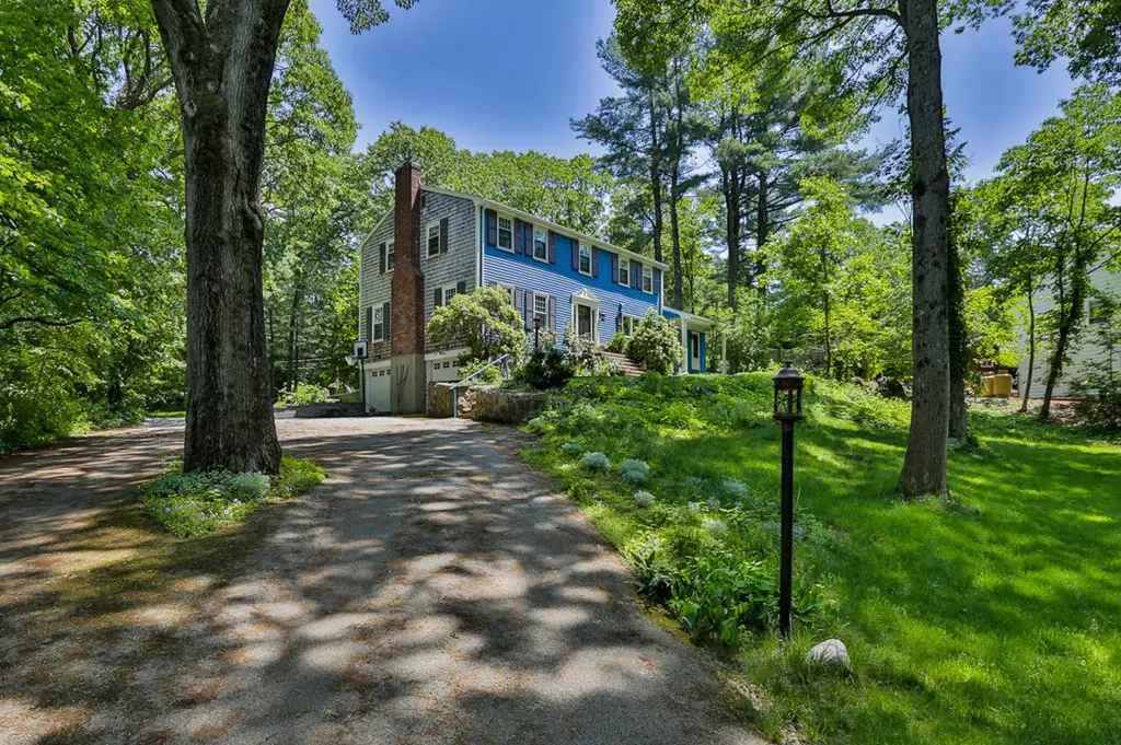 Milton, MA 02186,72 Woodland Rd