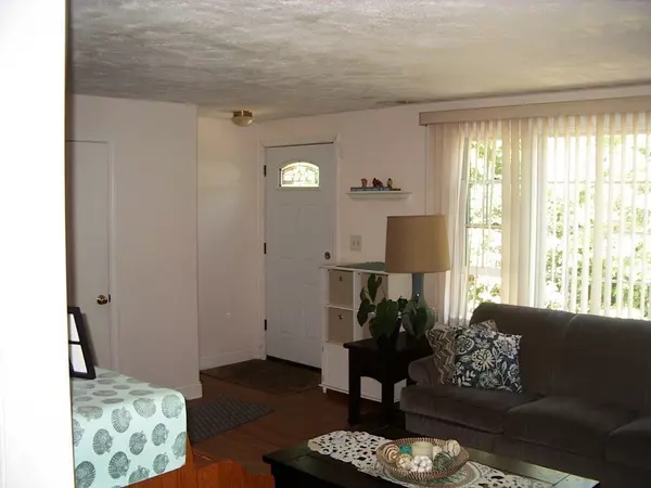 Plymouth, MA 02360,27 Bonney Briar Dr.